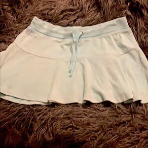 Skirt, with adjustable tie